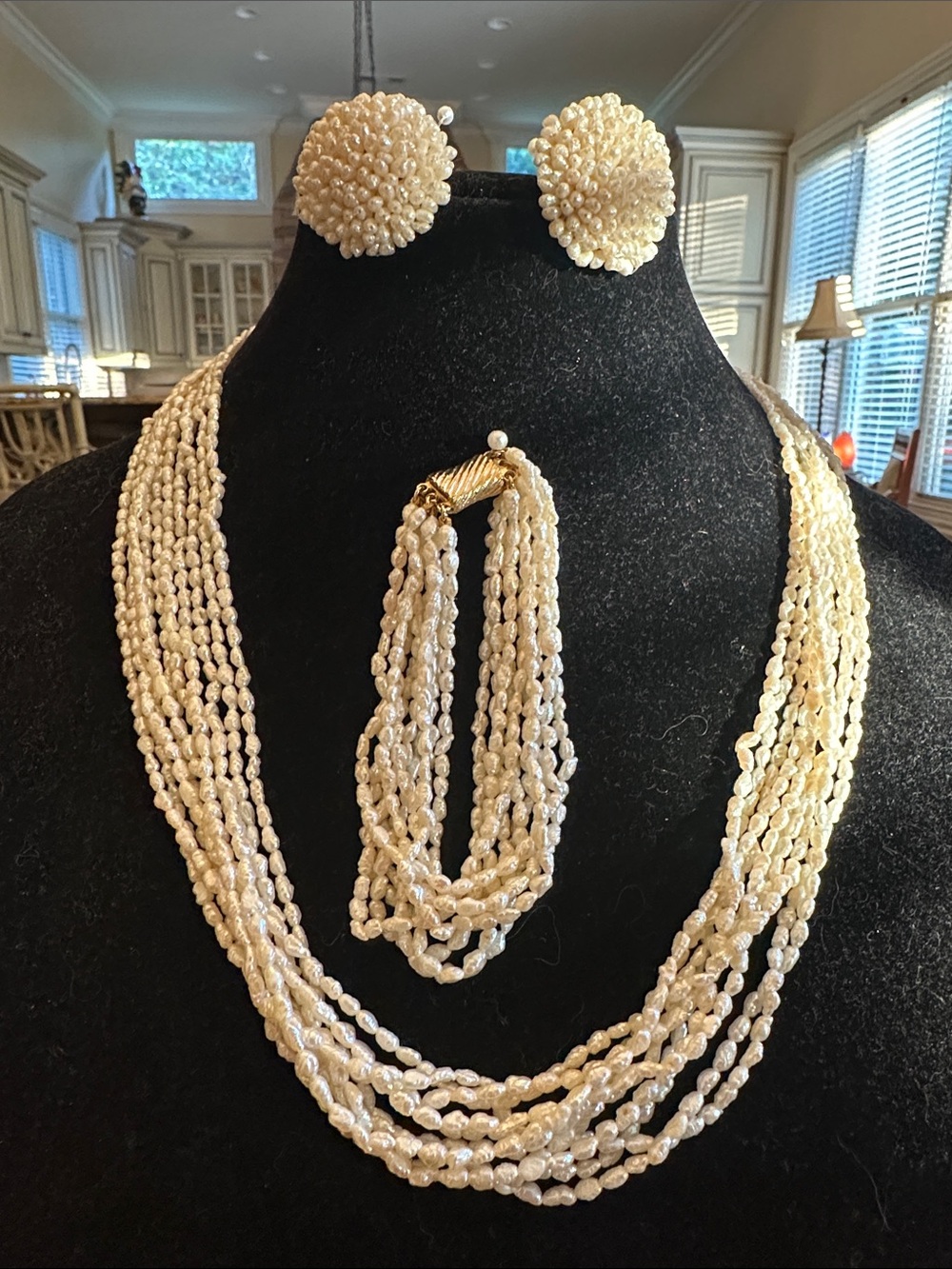 Genuine Hawaiian Multi-Strand Pearl Necklace, Bracelet & Earrings Set - Cream